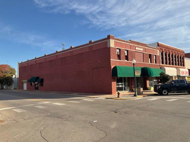 13,000' Commercial Property