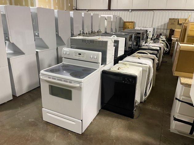 Spanish Cove Surplus Auction