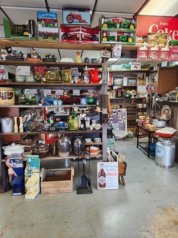 Volunteer Creek Antiques