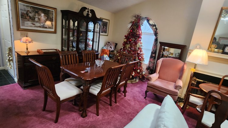 Lyn Mar Downs Estate Sale