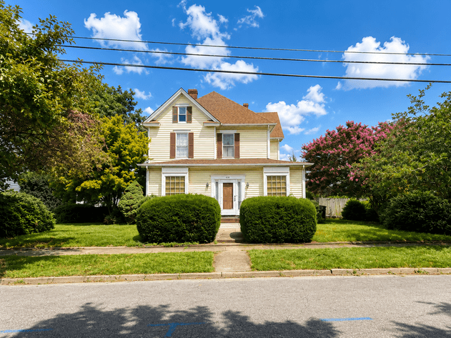 Image for Vinton Real Estate Auction