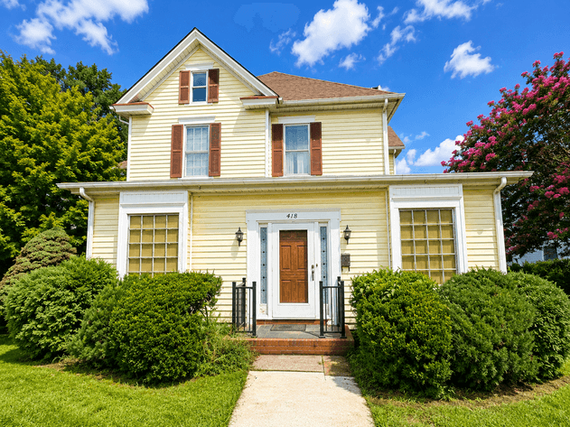 Image for Vinton Real Estate Auction