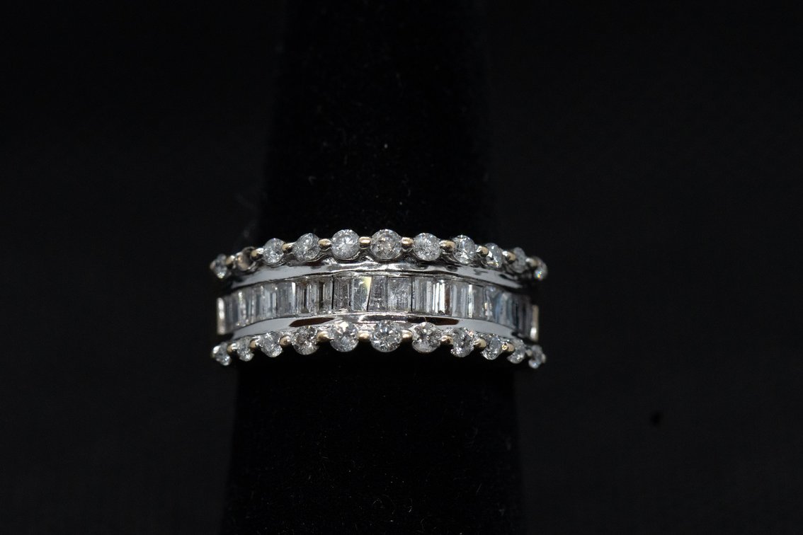 Image for The Estate of Linda Gail Mayberry - Jewelry, Furniture, Coins, China and More!