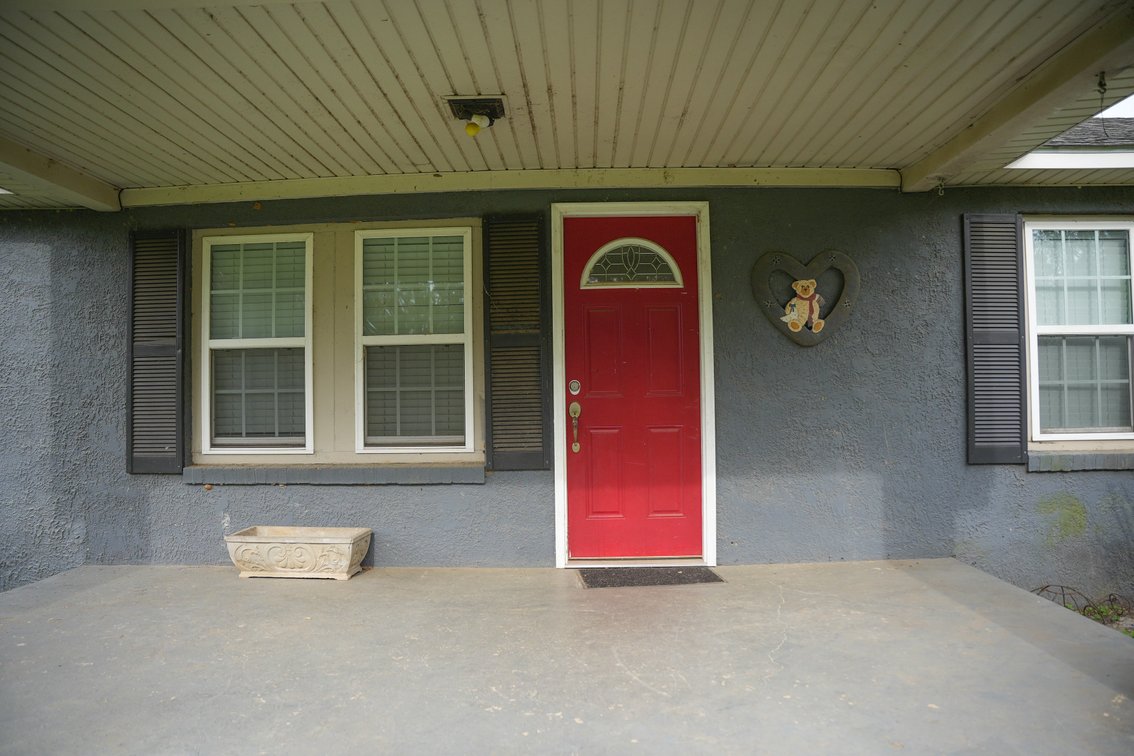 Image for *UNDER CONTRACT * 90.3 +/- Acres and Quaint Home in Tift County