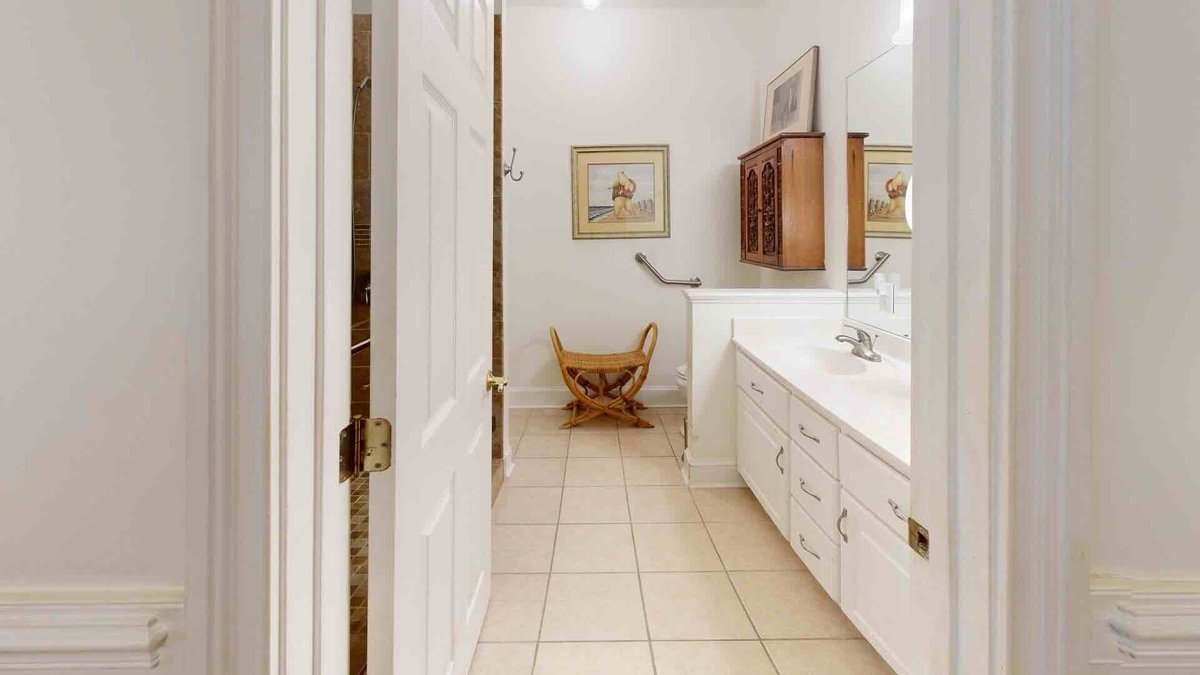 Image for Thomasville Estate Auction, Updated Ivy Hill Home with Pool