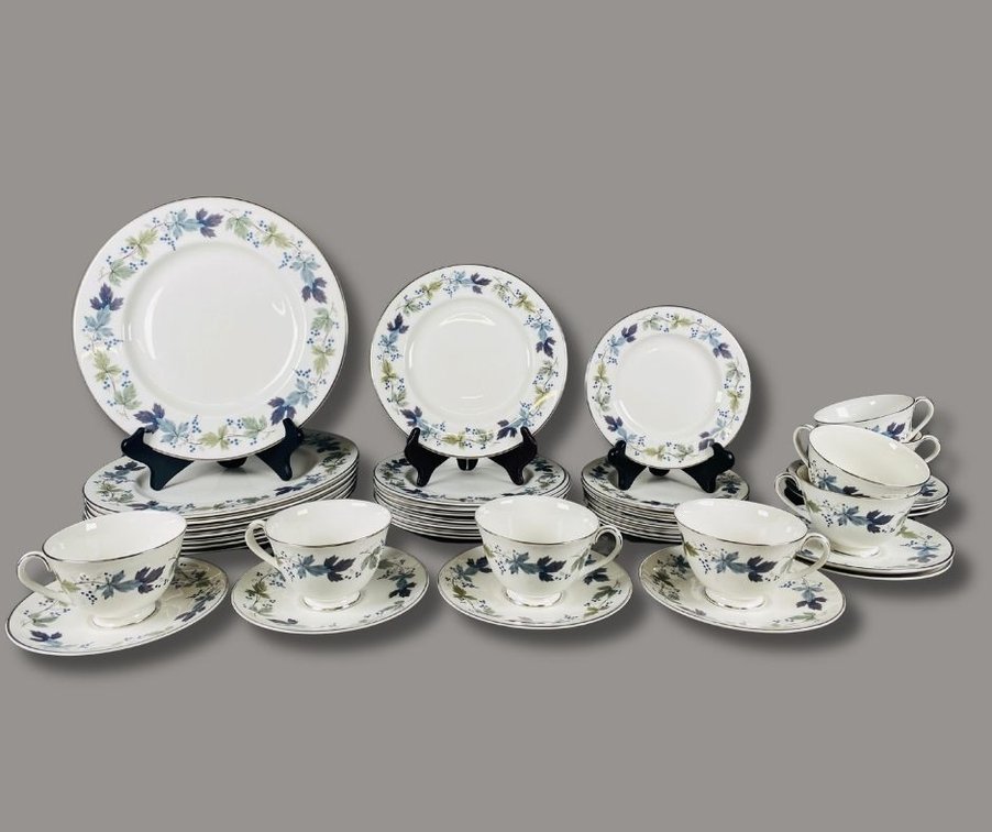 Image for August 2026 Gallery Auction Featuring Antique & Vintage Furniture, Art, Glassware, Porcelain & Home Décor