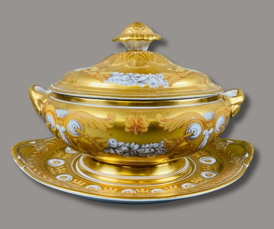 Image for August 2026 Gallery Auction Featuring Antique & Vintage Furniture, Art, Glassware, Porcelain & Home Décor