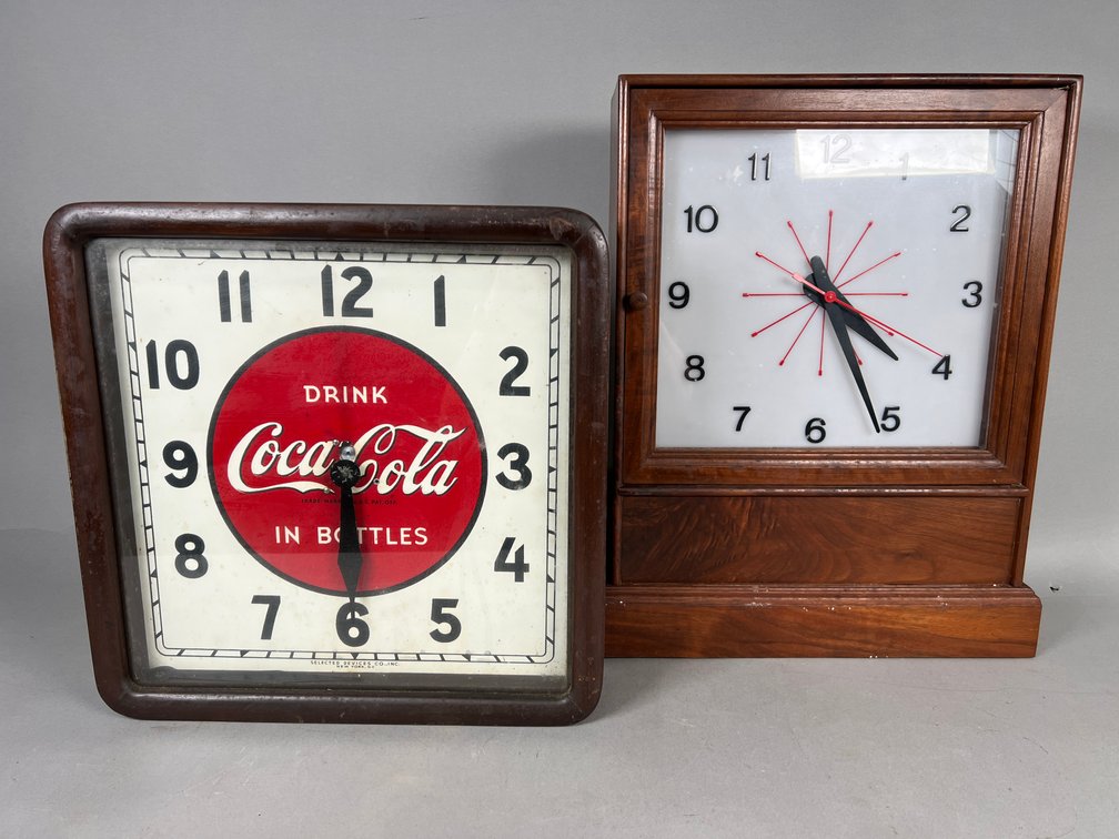 Image for September Combined Gallery Auction Featuring Antiques, Vintage Pottery, Glassware & Collectibles
