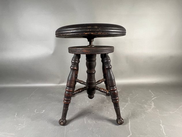 Image for October Gallery Auction Featuring Antiques, Pottery, Glassware, Collectibles & Fine Jewelry