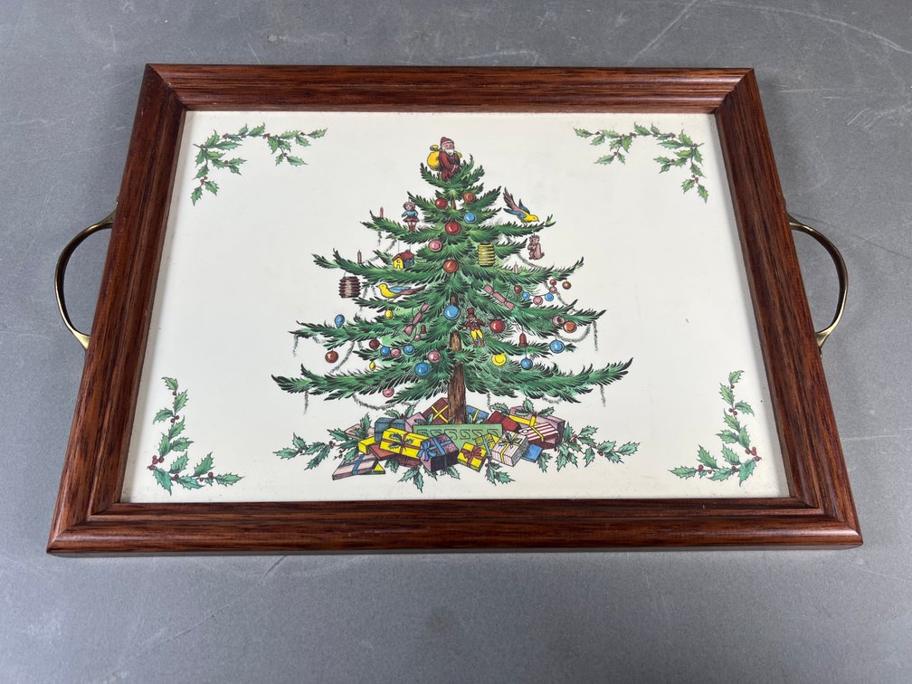 Image for October Gallery Auction Featuring Antiques, Pottery, Glassware, Collectibles & Fine Jewelry