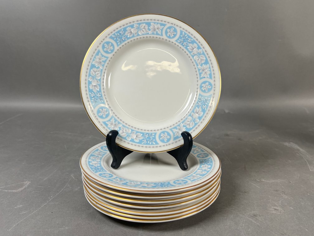 Image for October Gallery Auction Featuring Antiques, Pottery, Glassware, Collectibles & Fine Jewelry