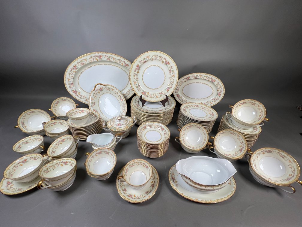 Image for October Gallery Auction Featuring Antiques, Pottery, Glassware, Collectibles & Fine Jewelry