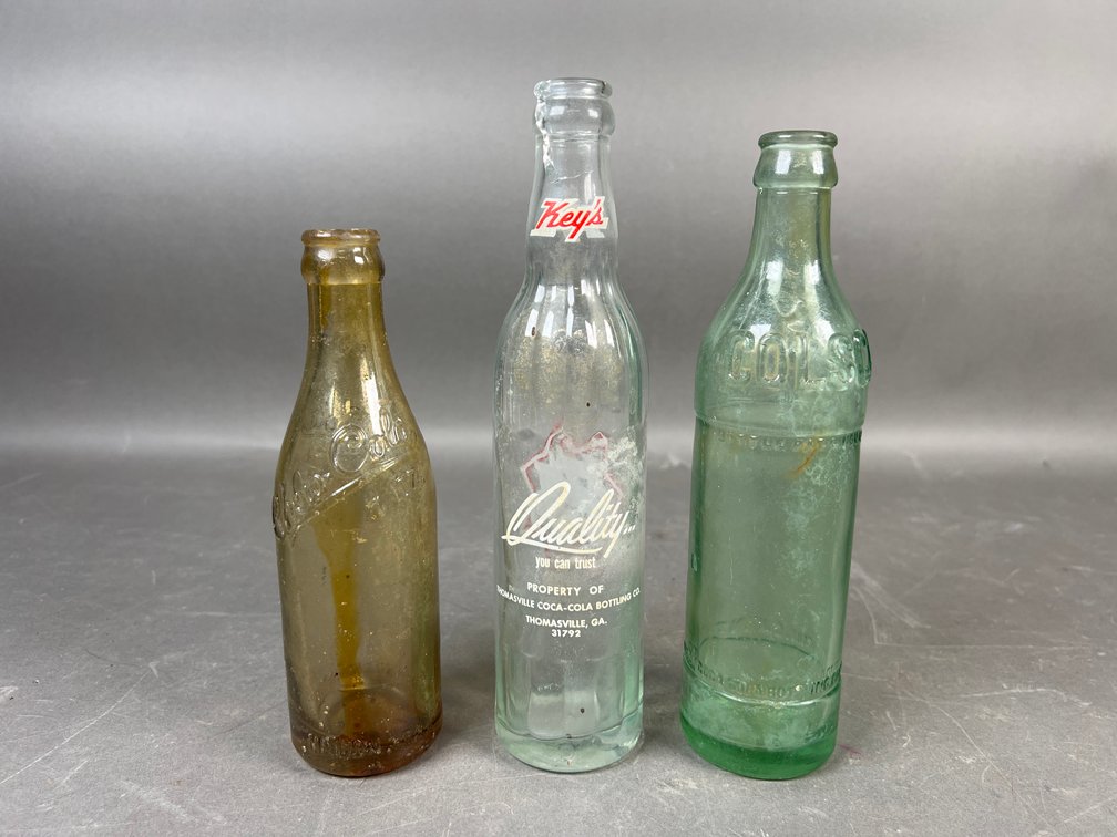 Image for October Gallery Auction Featuring Antiques, Pottery, Glassware, Collectibles & Fine Jewelry