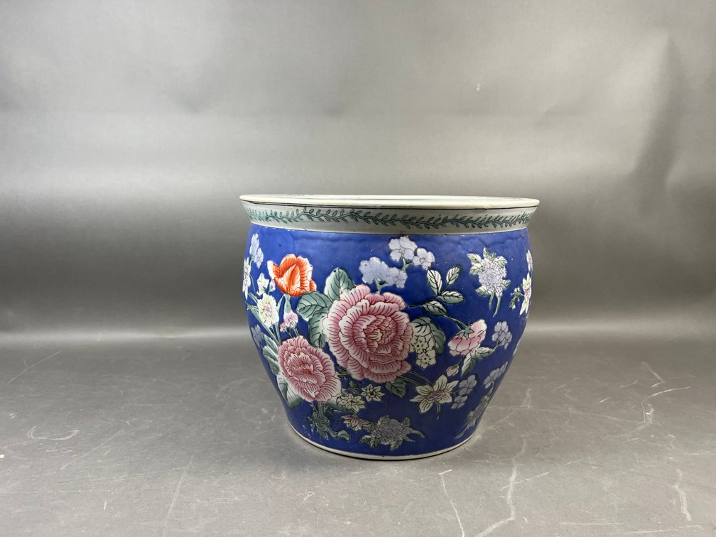 Image for October Gallery Auction Featuring Antiques, Pottery, Glassware, Collectibles & Fine Jewelry