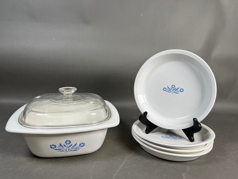 Image for October Gallery Auction Featuring Antiques, Pottery, Glassware, Collectibles & Fine Jewelry
