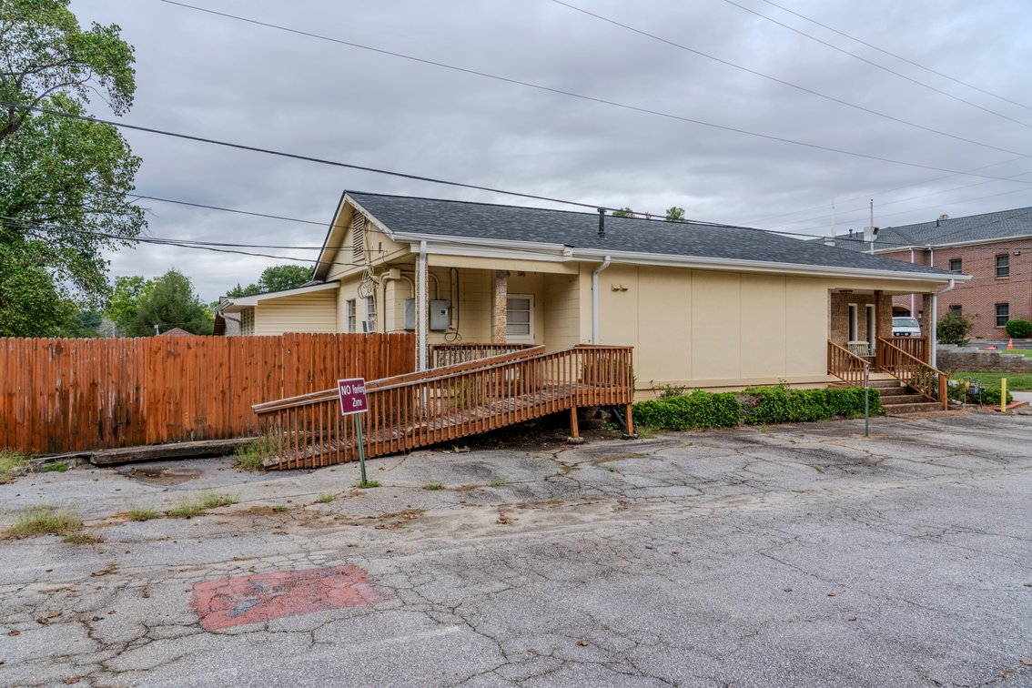 Image for *UNDER CONTRACT* 3,061 +/- SqFt Multi-Purpose Building in Clarkesville, Georgia
