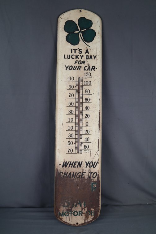 Image for January Gallery Auction – Vintage and Antique Collectibles, Furniture, Thermometers and More!