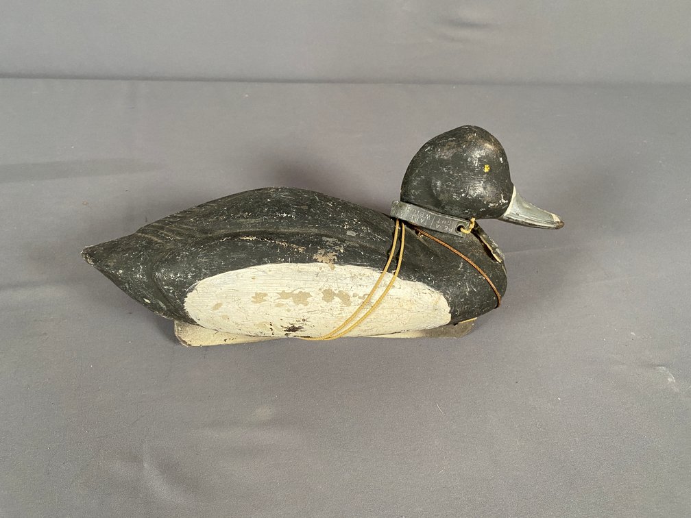 Image for The Estate of Bill and Ruth Garrison, Furniture, Home Decor, Art, Vintage Fishing and Sporting Collectibles and More!