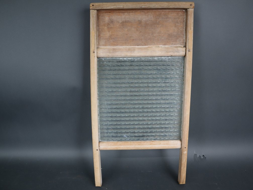 Image for Fall 2025 Gallery Auction Featuring Antique Furniture, Artwork, Glassware, Collectibles & More!