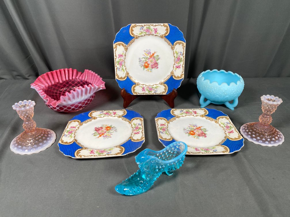 Image for Estate of Stacy and Wynette Suber Day 2 Featuring Antique Glassware, Furniture, Decor and More!