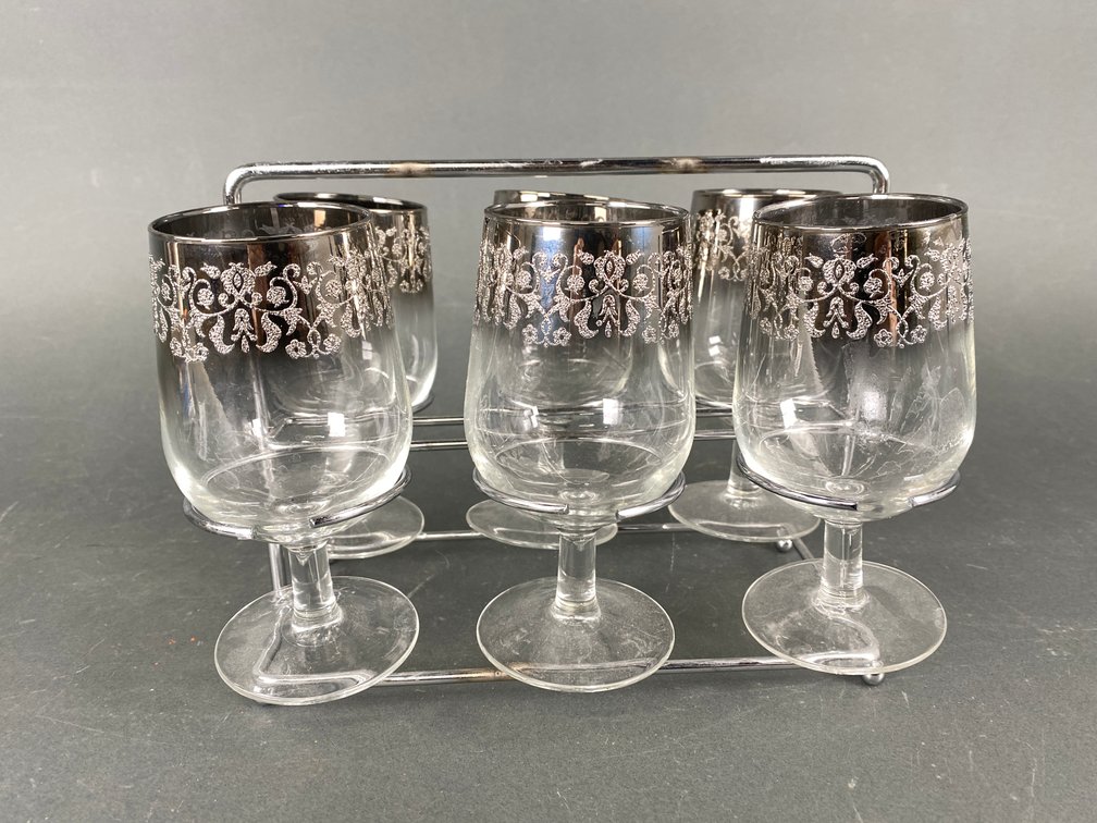 Image for December Gallery Auction featuring Vintage Collectibles, Artwork, Home Decor and More! 