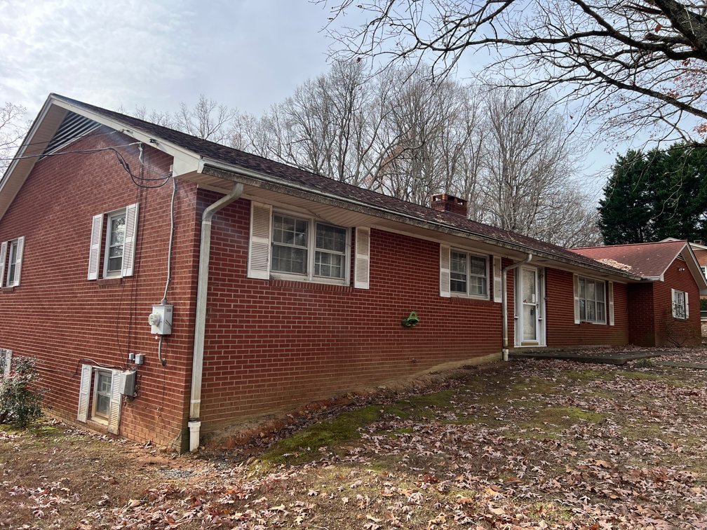 Image for Trust Orders Public Auction: 3 Bedroom Brick Ranch Home in Asheboro, NC