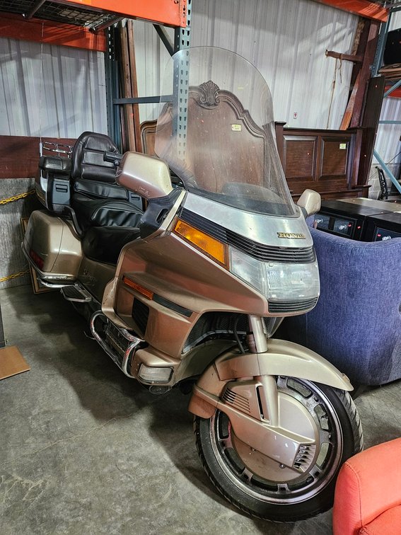 Image for 5 Vehicles, Gold Wing Motorcycle, Bayliner Boat