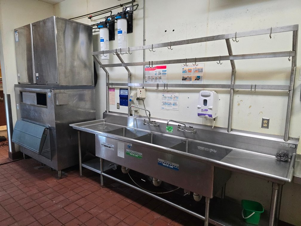 Image for TGI Friday's Restaurant Equipment & Furnishings