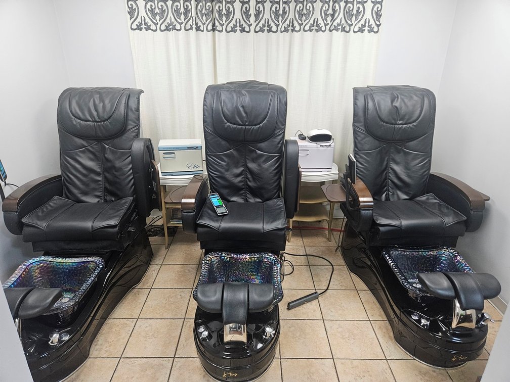 Image for Salon, Tanning & Boutique Liquidation