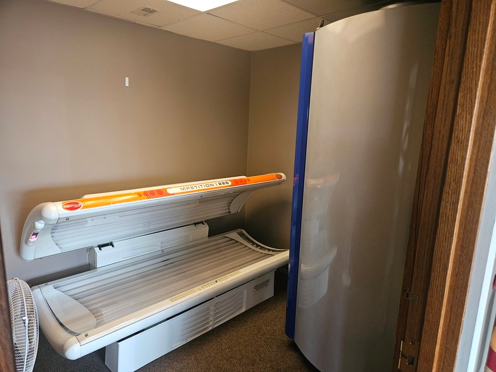 Image for Salon, Tanning & Boutique Liquidation