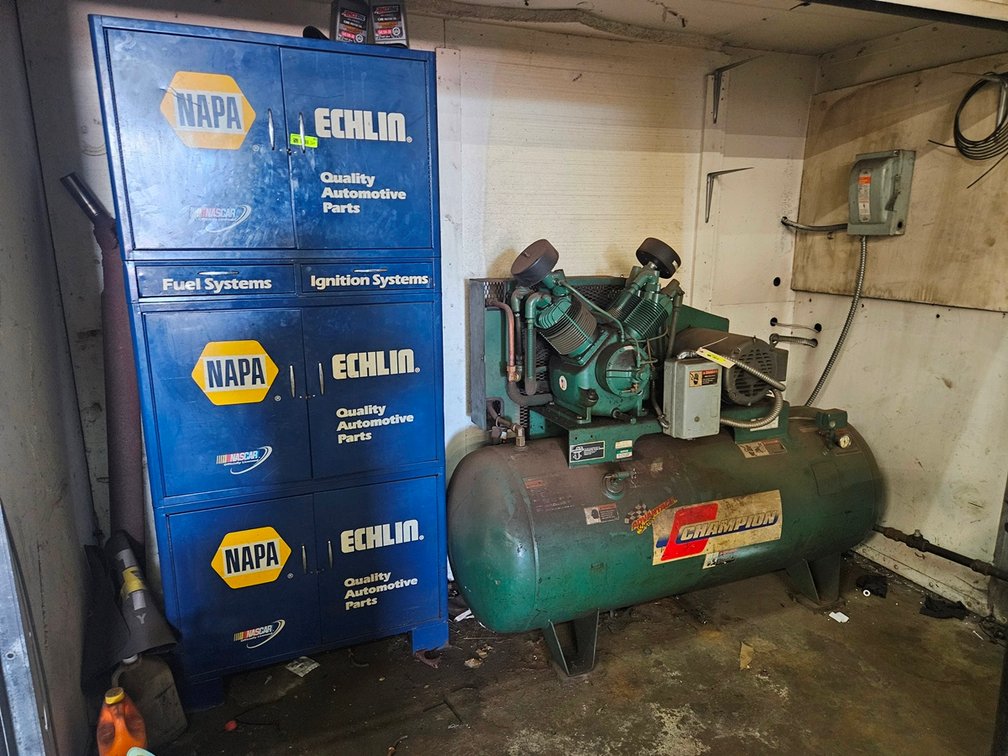 Image for Auto Repair Shop Tools & Equipment