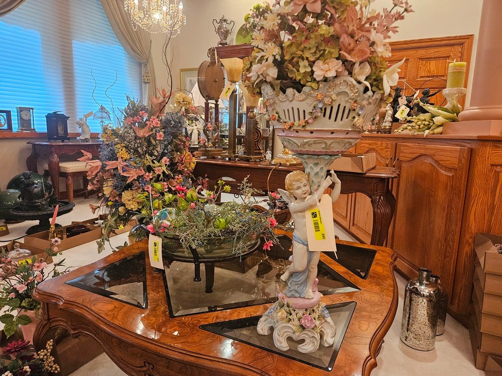 Image for Grand Estate: Collection of Fine Home Decor, Antiques & Treasures