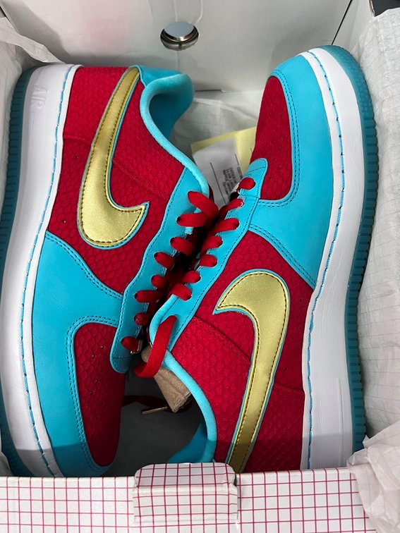 Image for Sneaker Collection - 350+ Pairs