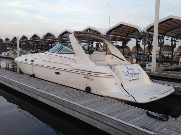 Image for 1999 Cruisers Yacht 3870 Express