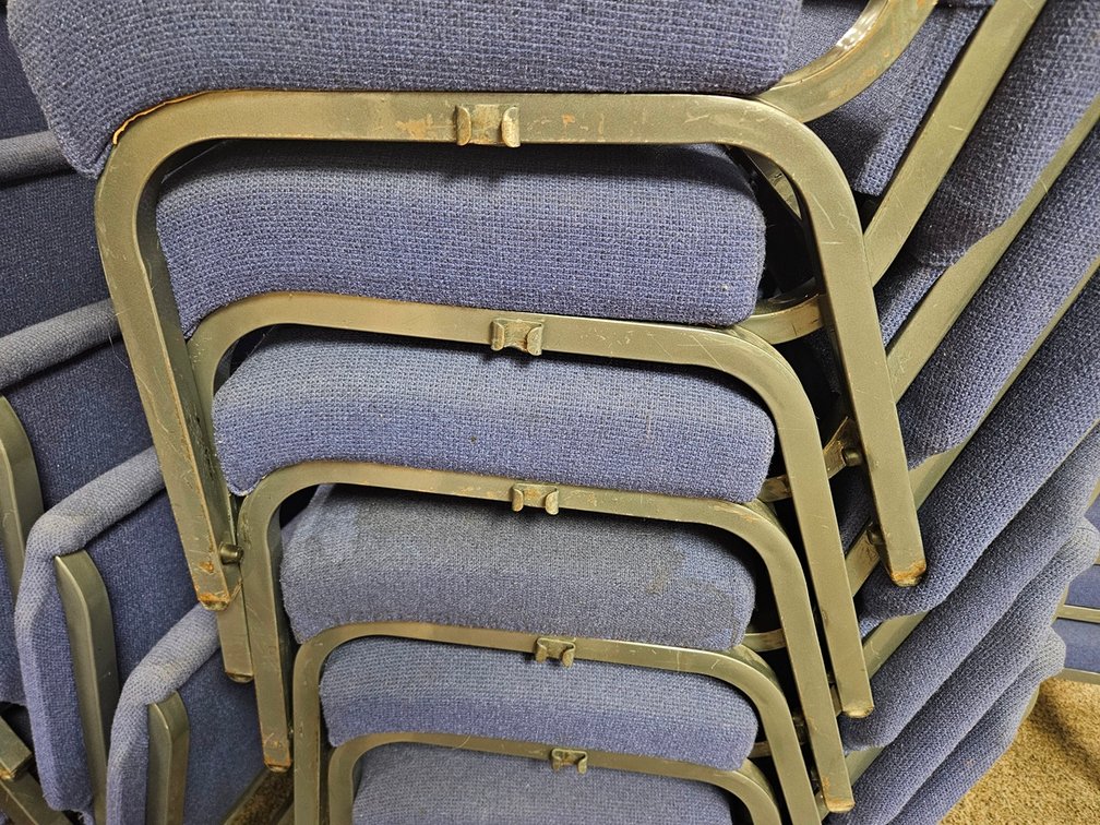 Image for 400 Auditorium/Sanctuary Chairs