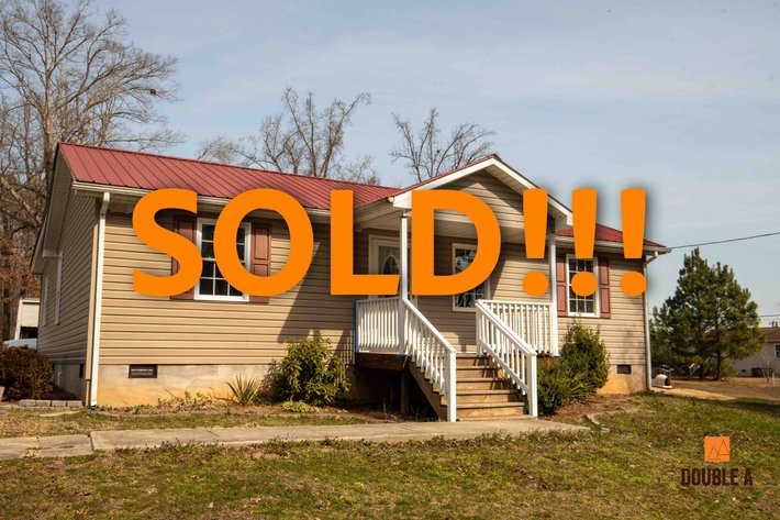 502 Dinwiddie Avenue; Blackstone, VA