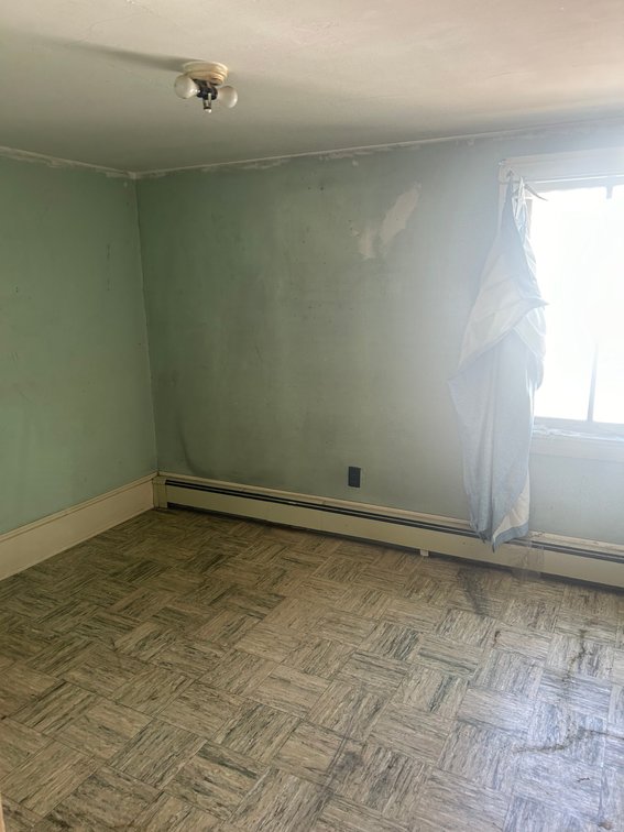 Image for Seller Ordered Online Auction - 1,278 +/- SF Two-Story Dwelling on 32' x 180' Lot