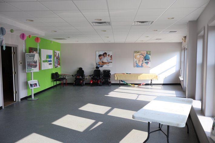 Image for Well Maintained 2,000 +/- SF Stand Alone Building with Great Exposure in West Deptford