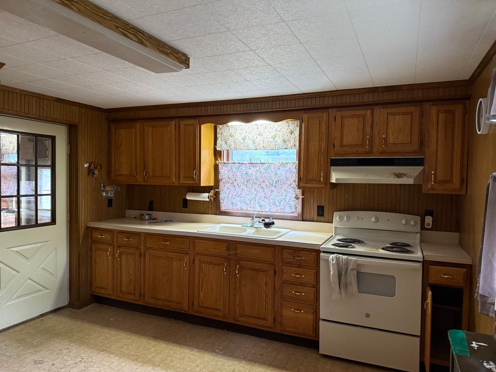 Image for Seller Ordered Online Auction - 1,334 +/- SF Ranch-Style Home on 3.75 +/- Acres in Franklin Township