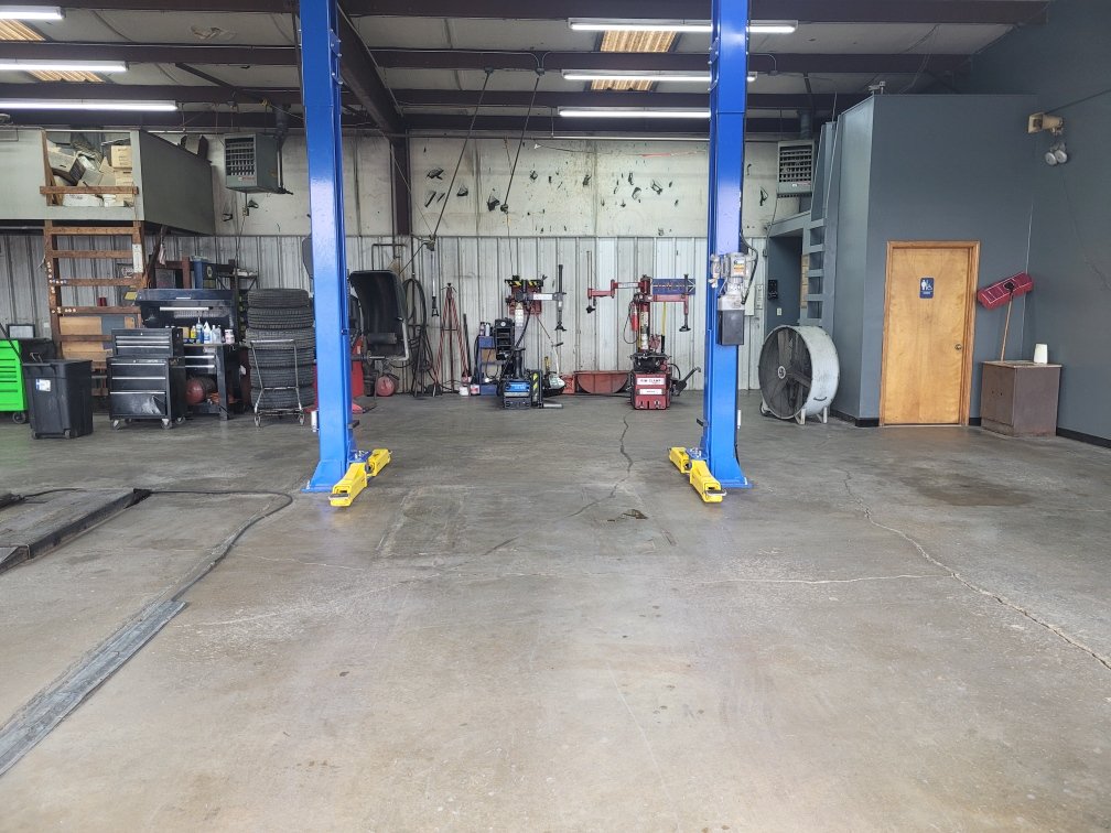 Image for Memphis Auction: Commercial Real Estate and Assets 