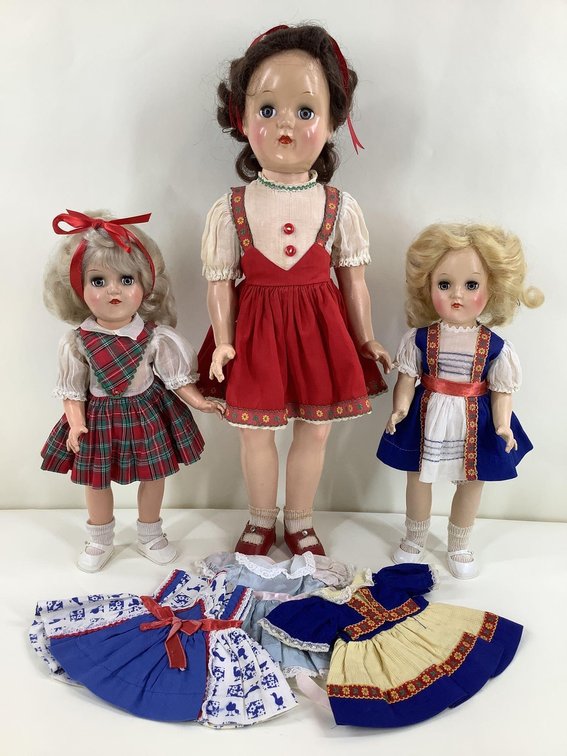 Image for Single Owner Dolls | Estate of Barbara Bailey, Part 2 | January 30, 2024 at 7:00 PM