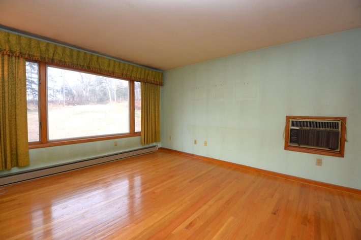 Image for Sold! Real Estate For Auction | 3288 Slifer Valley Rd, Riegelsville, PA 18077 | January 8, 2026 at 4:00 PM