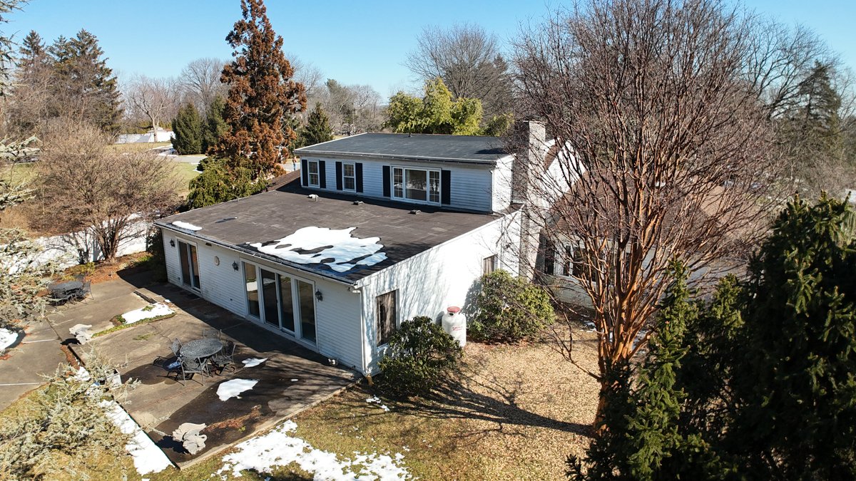 Image for Sold! Real Estate For Auction | 1850 Briarcliff Terrace, Allentown, PA 18103 | March 26, 2026 at 4:00 PM