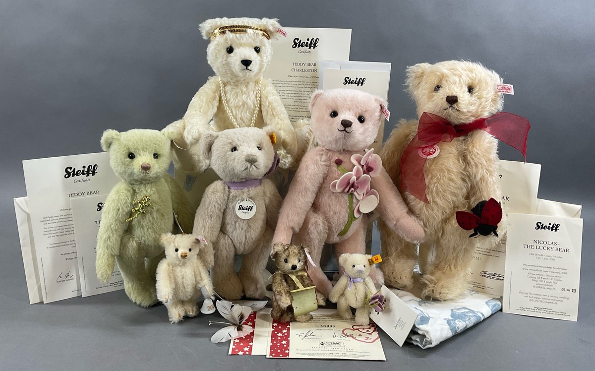 Image for Modern, Collectible and Antique Dolls | September 29, 2026 at 7:00 PM