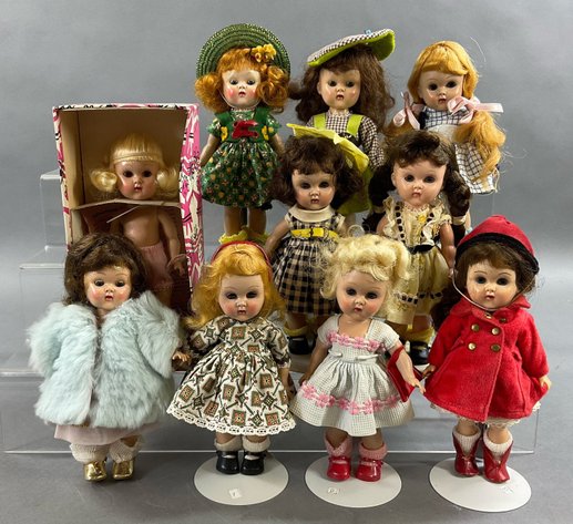 Image for Modern, Collectible and Antique Dolls | September 29, 2026 at 7:00 PM