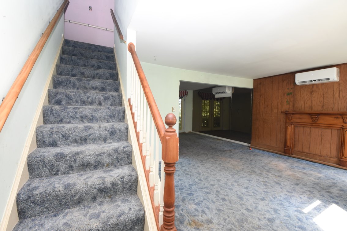 Image for Real Estate For Auction | 12 Picnic Woods Circle, Lititz, PA 17543 | October 1, 2026 at 4:00 PM