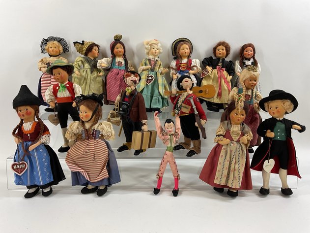 Image for Modern, Collectible and Antique Dolls | September 29, 2026 at 7:00 PM