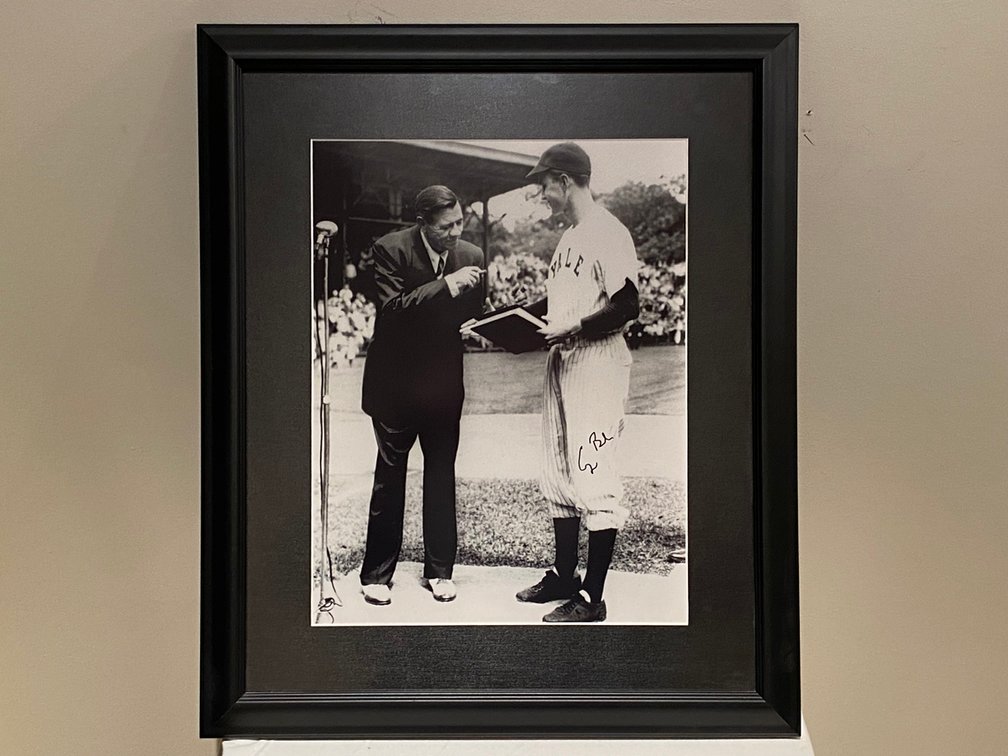 Image for Iconic Sports and Memorabilia Auction