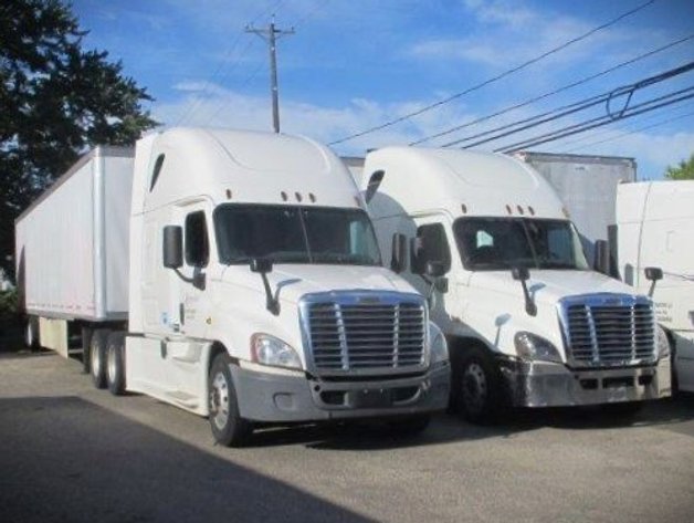 Freightliner Tractors & 53' Trailers