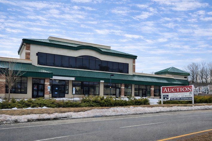 Parsippany, NJ Multi-Tenant, Retail Building